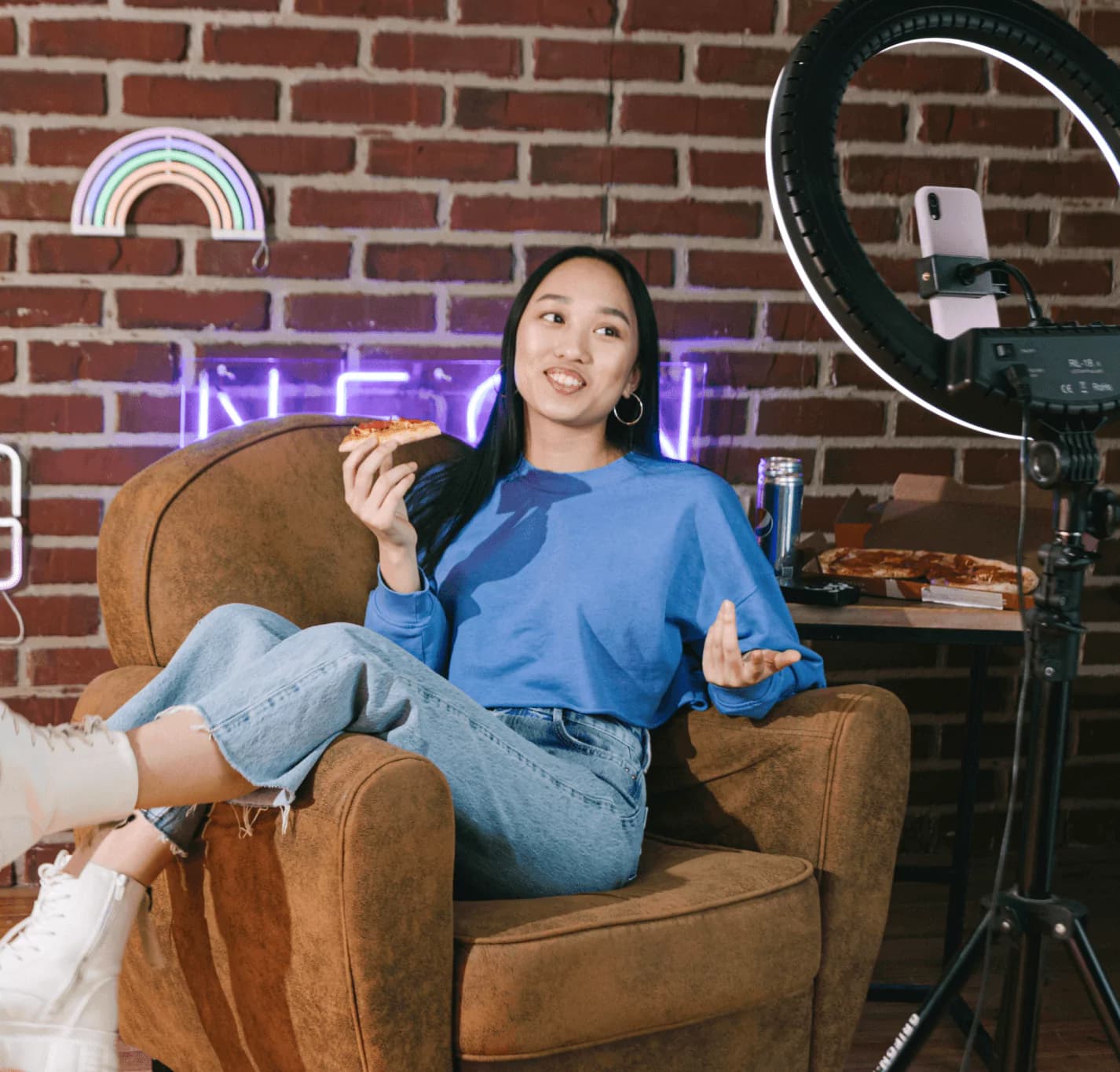 How to Start a Social Media Management Agency